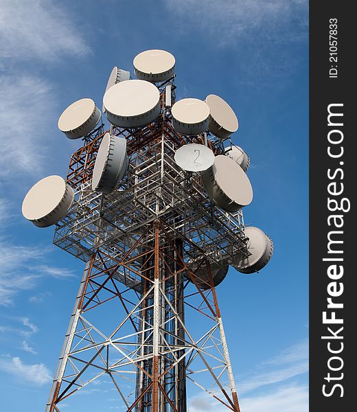 Satellite Tower at the top of Mt Gravatt Lookout. Satellite Tower at the top of Mt Gravatt Lookout