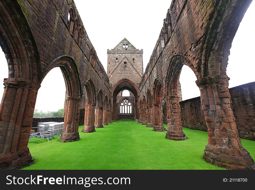 Sweetheart Abbey, ruined Cistercian monastery