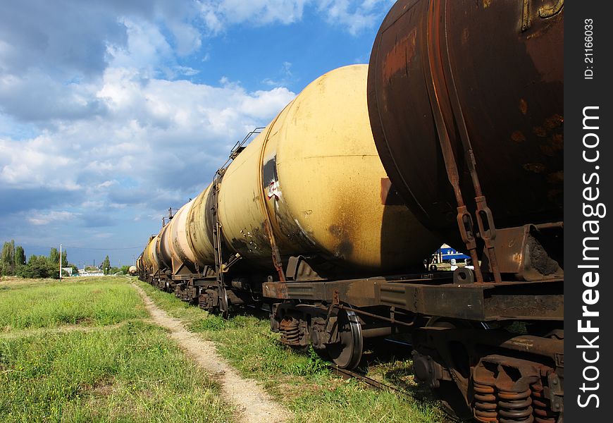 The image of cisterns stand on a storage track