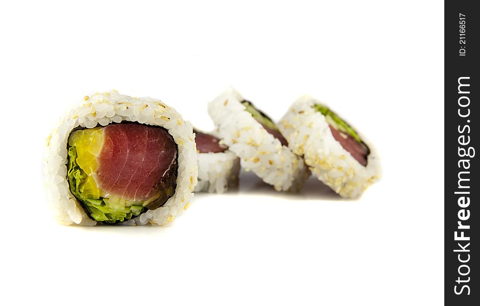Sushi maki with tuna and lettuce