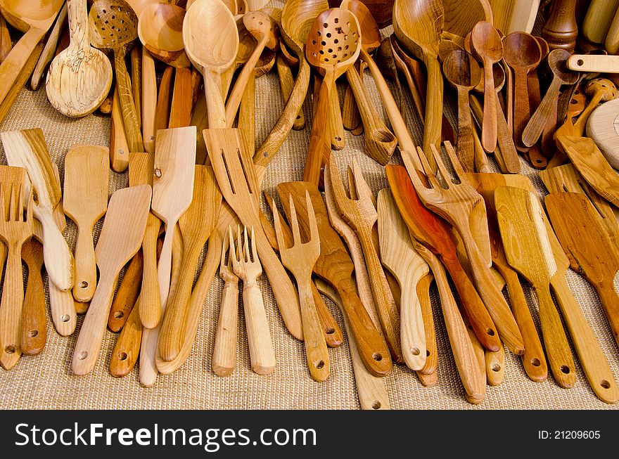 Fair sold a lot of hand-graven scoop, spoons, forks, slotted spoon and other wooden tools. Fair sold a lot of hand-graven scoop, spoons, forks, slotted spoon and other wooden tools.