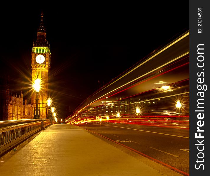 This image shows Westminster and Big Ben in night