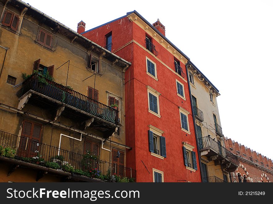 Old Building, Verona