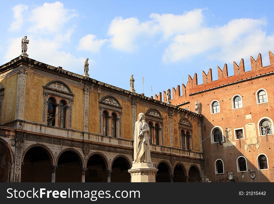 Piazza Dei Signori, Verona