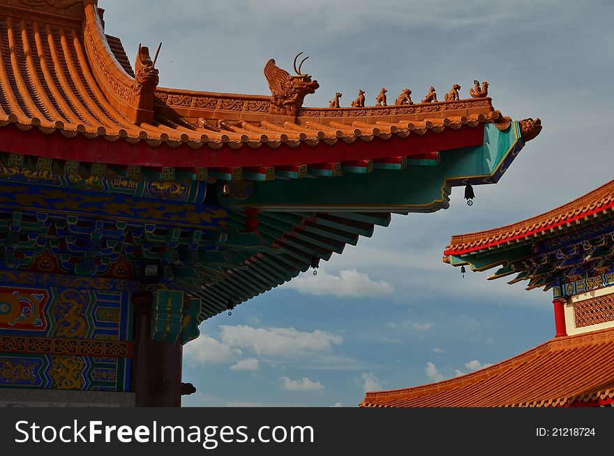 Roof Of Lengnoeiyi Chinese Temple