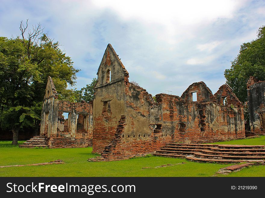 Ancient guesthouse in Lopburi, the attraction place to visit nowadays. Ancient guesthouse in Lopburi, the attraction place to visit nowadays