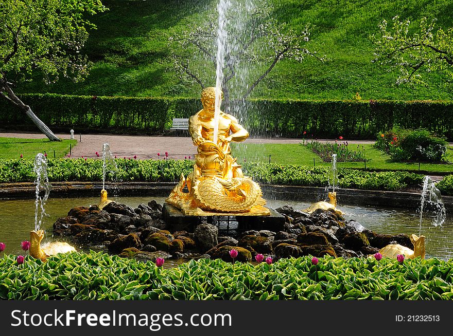 Fountains in Petergof park, Saint-Petersburg, Russia. Fountains in Petergof park, Saint-Petersburg, Russia