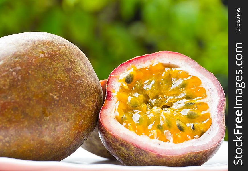 Passion fruit, sweet and sour healthy fruit