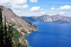 South Shore Crater Lake And Wizard Island Royalty Free Stock Images South Shore Crater Lake And Wizard Island Royalty Free Stock Images
