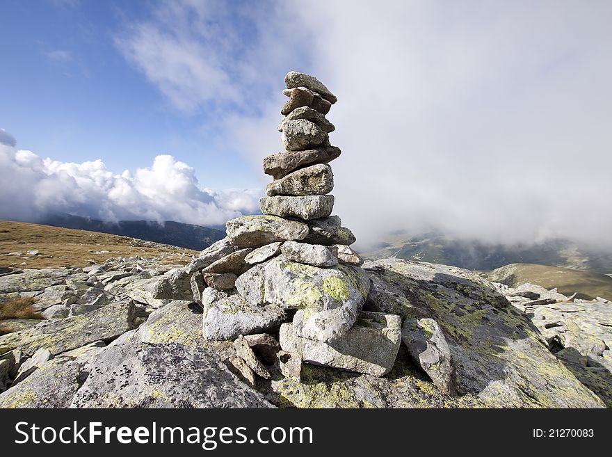 Stones balancing in Parang mountains, Romania