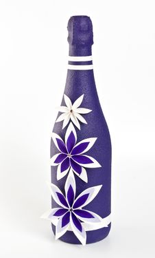 Bottle Of Champagne With Paper Purple And White Fl Royalty Free Stock Images Bottle Of Champagne With Paper Purple And White Fl Royalty Free Stock Images