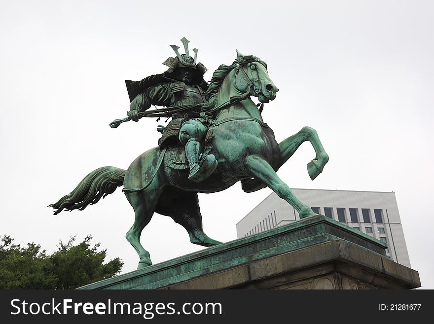 Japanese knight statue taken in Tokyo