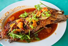 Fried Grouper Fish With Sauce,sour And Spicy Royalty Free Stock Image Fried Grouper Fish With Sauce,sour And Spicy Royalty Free Stock Image