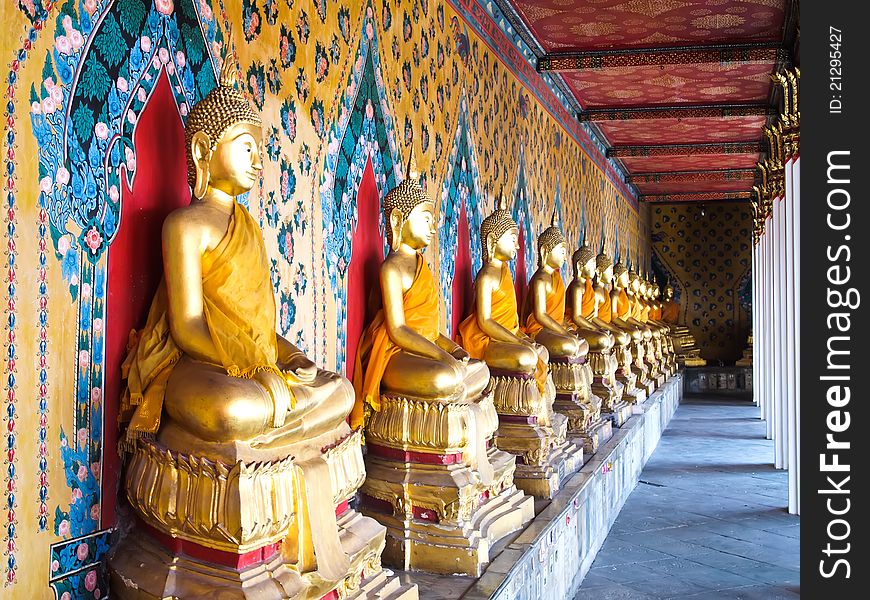 Row Of Seated Buddhas Statue,Wat Arun