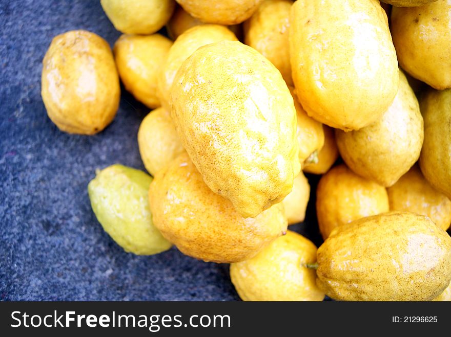 Lemon fruit, very fresh, sold on the market.