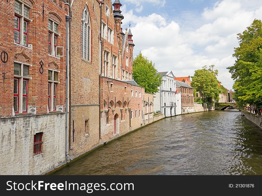 A canal in Groenerei, in the old city of Bruges, Belgium. A canal in Groenerei, in the old city of Bruges, Belgium