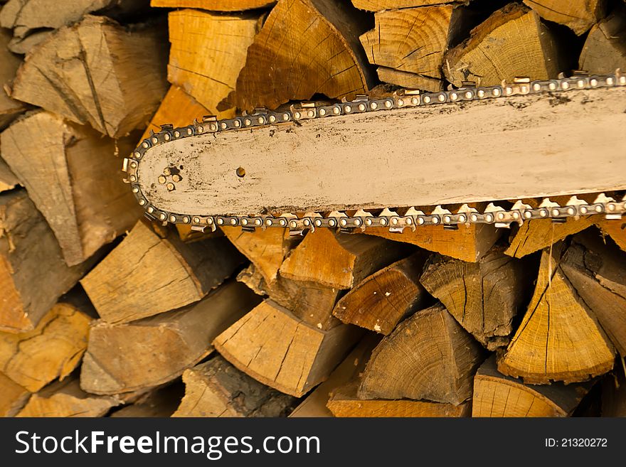 Chainsaw blade and Wood stack