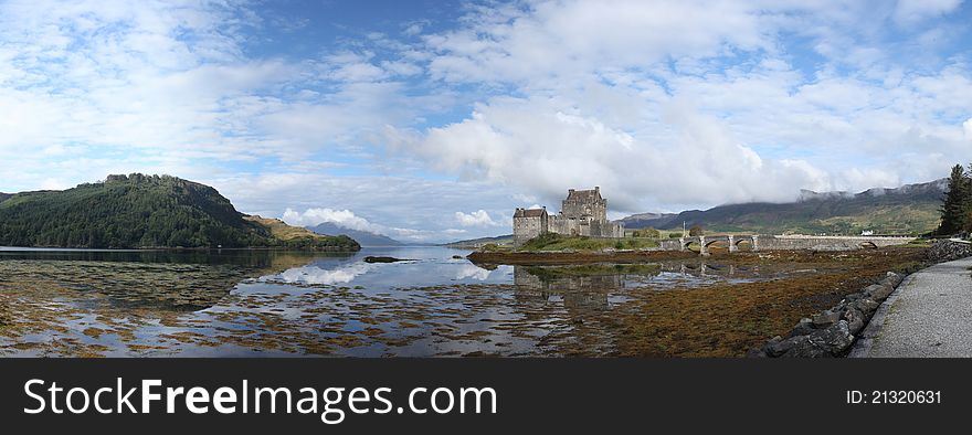 Eilean Donan castle, Scotland