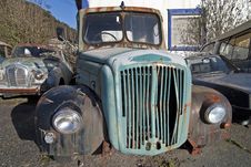 Abandoned Truck Royalty Free Stock Photography Abandoned Truck Royalty Free Stock Photography