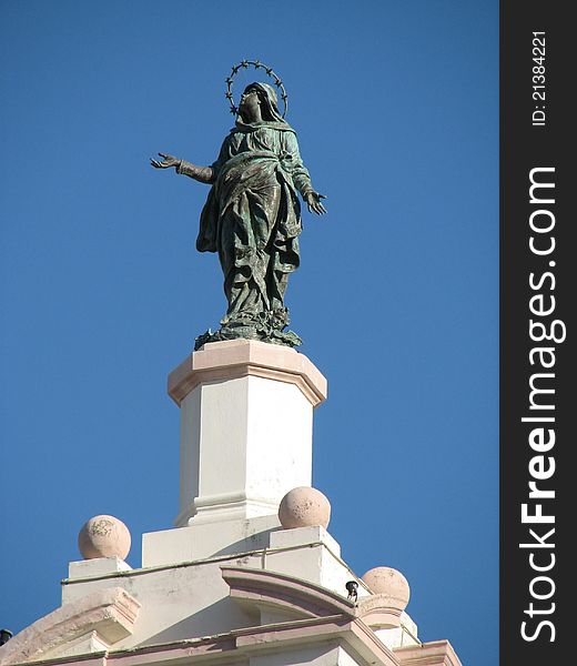 A statue of the Holy Virgin. A statue of the Holy Virgin