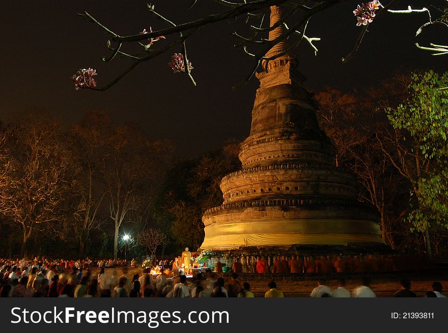 People worship to the Buddha in Buddhist important day