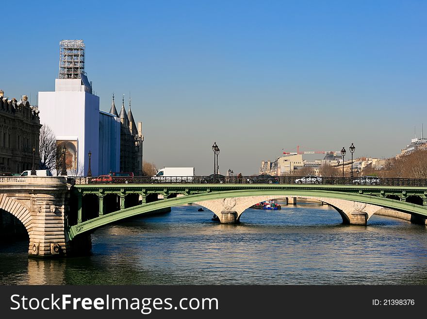 Bridge in paris