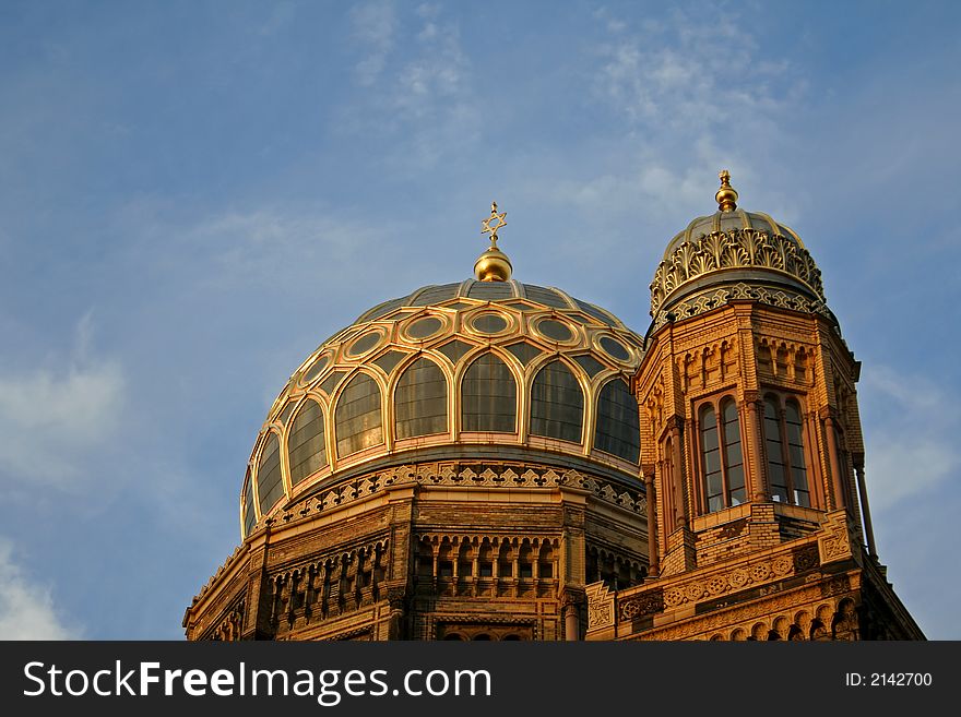 Sky and berlin synagogue, germany