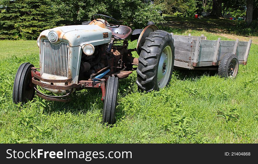 Vintage country tractor with wagon