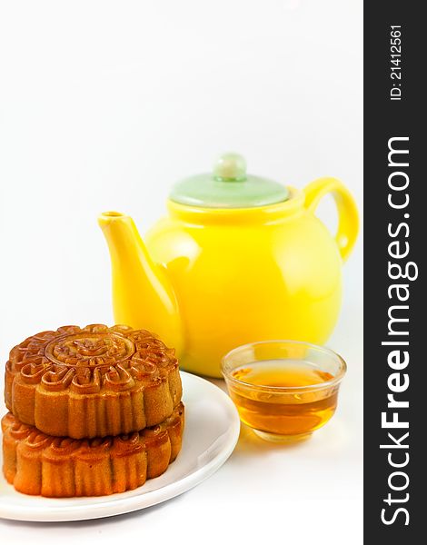 Chinese Moon Cake With Tea