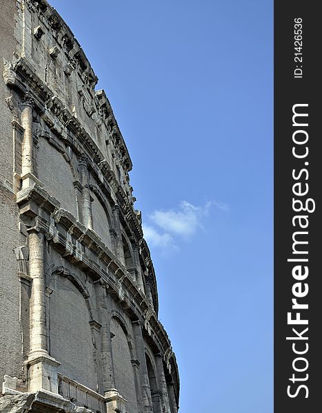 Colosseum Side