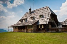 Traditional Mountain House Royalty Free Stock Image Traditional Mountain House Royalty Free Stock Image