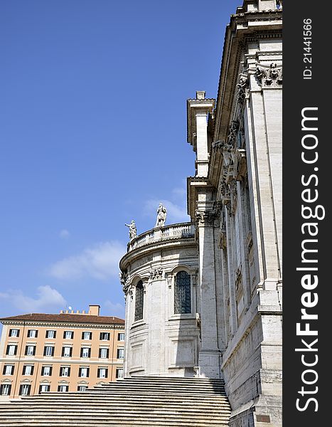 Santa Maria Maggiore Side
