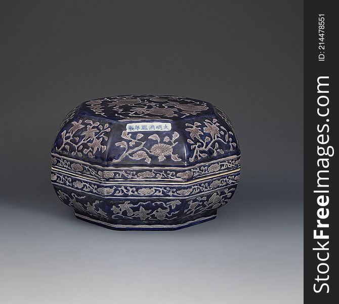 Chinese ancient blue and white ceramics