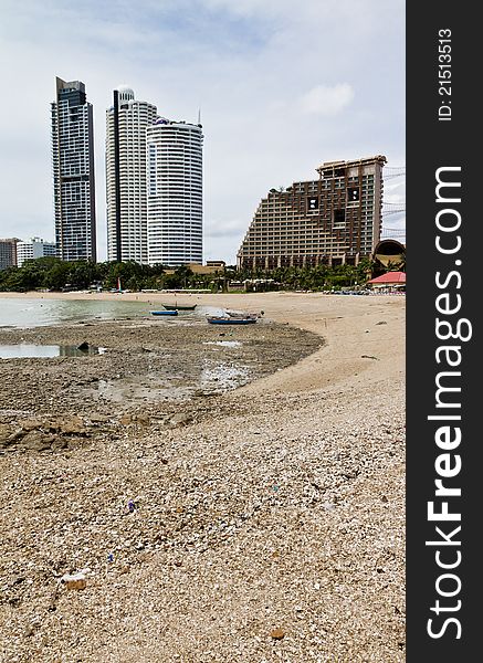 Modern Hotel Beside The Beach, Rocky Beach