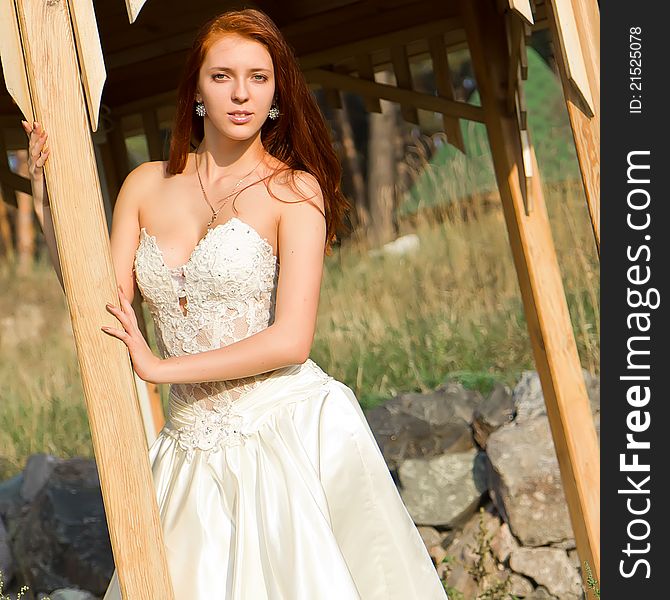 Portrait of a beautiful bride outdoor