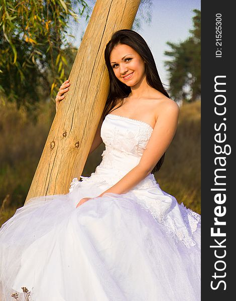 Portrait of a beautiful bride outdoor