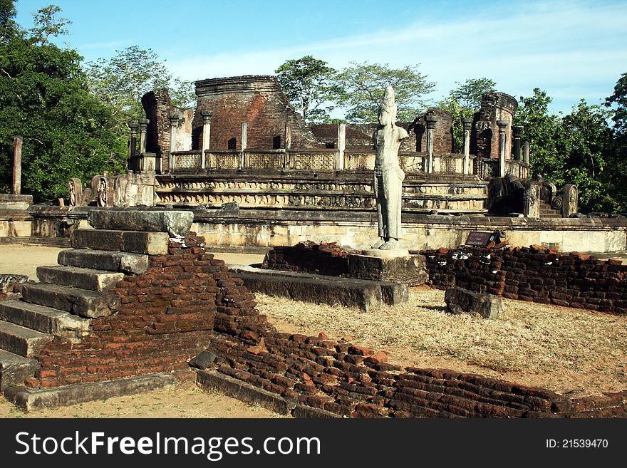 The ruins of vatadage temple at polonnaruwa in sri lanka