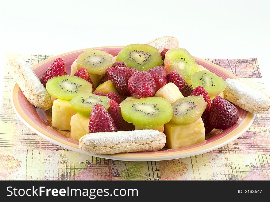 Strawberries,kiwi,pineapple and lady fingers combine to make this buffet platter. Strawberries,kiwi,pineapple and lady fingers combine to make this buffet platter.