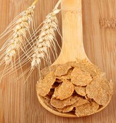 Wheat And Wheat Flakes Royalty Free Stock Image