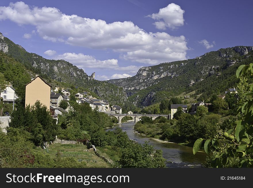 The little villages in the Tarn Valley in Southern France like Les Vignes are very popular tourist places as they offer a lot of outdoor holiday activities like rock climbing and kayaking and canoeing. The little villages in the Tarn Valley in Southern France like Les Vignes are very popular tourist places as they offer a lot of outdoor holiday activities like rock climbing and kayaking and canoeing.