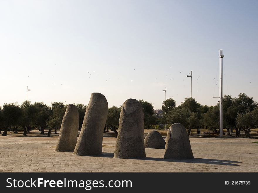 Sculpture of the fingers of one hand from the floor in the Parque Juan Carlos I, Madrid. Sculpture of the fingers of one hand from the floor in the Parque Juan Carlos I, Madrid