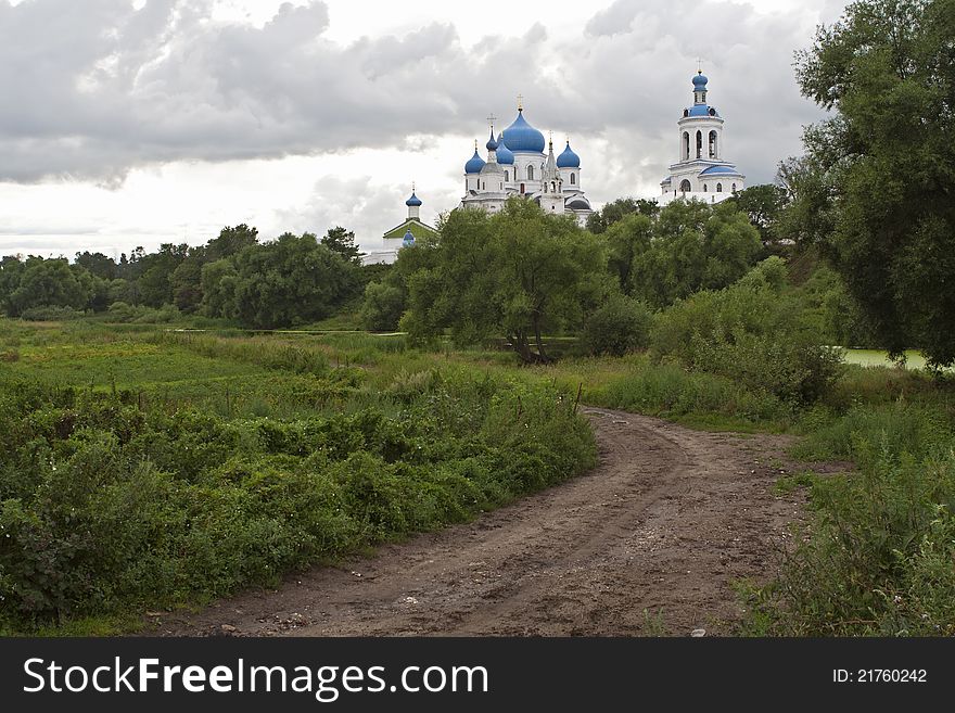 The road to Russian orthodox convent in Vladimir, Bogolyubovo. The road to Russian orthodox convent in Vladimir, Bogolyubovo
