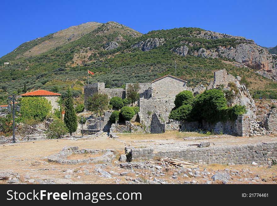 Ruins of the the medieval fortress in Stari Bar, Montenegro. Ruins of the the medieval fortress in Stari Bar, Montenegro.