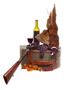 Pheasant, Suitcase, Shotgun On The White Backgroun Royalty Free Stock Photography Pheasant, Suitcase, Shotgun On The White Backgroun Royalty Free Stock Photography