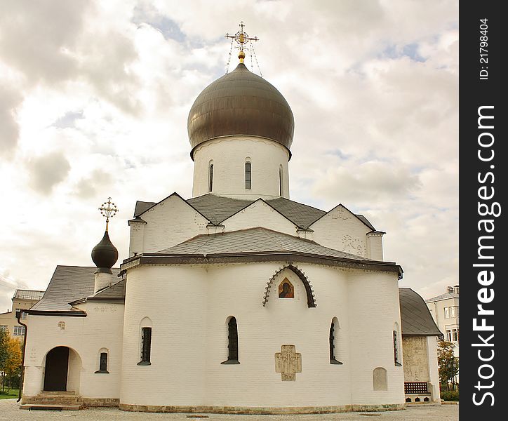 Martha and Mary Convent was built iin the neo-russian style. Martha and Mary Convent was built iin the neo-russian style