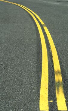 Double Yellow Line Royalty Free Stock Photos Double Yellow Line Royalty Free Stock Photos