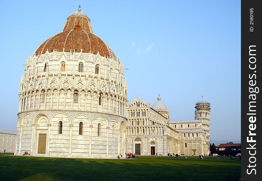 Church/ Leaning Tower Of Pisa,