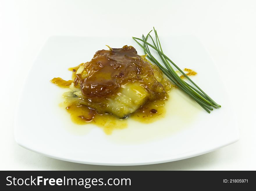 Caramelized cod with honey sauce