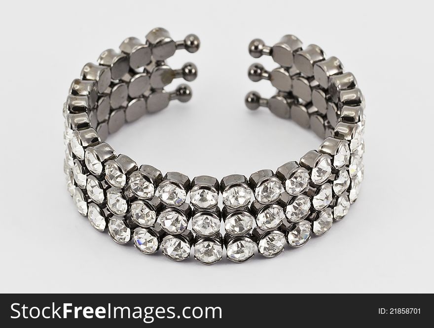 Female titanium bracelet with fake diamonds