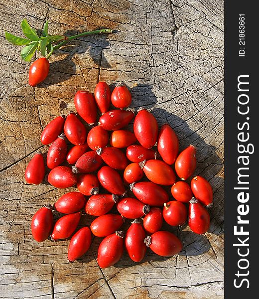 Briar fruits on a wood surface